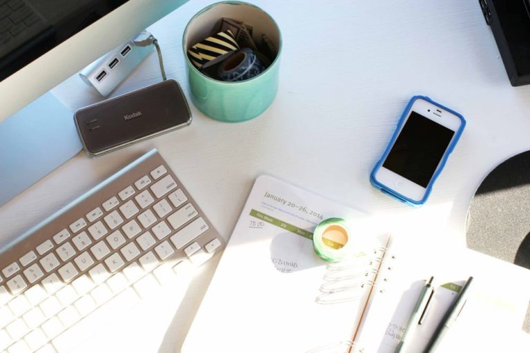 Tips to Organize an Office and Desktop