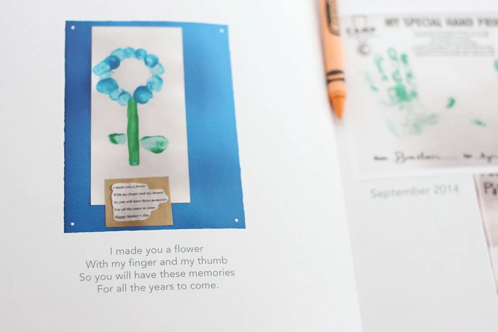 Organize your child's art with a Personalized Art Book by @CraftivityD