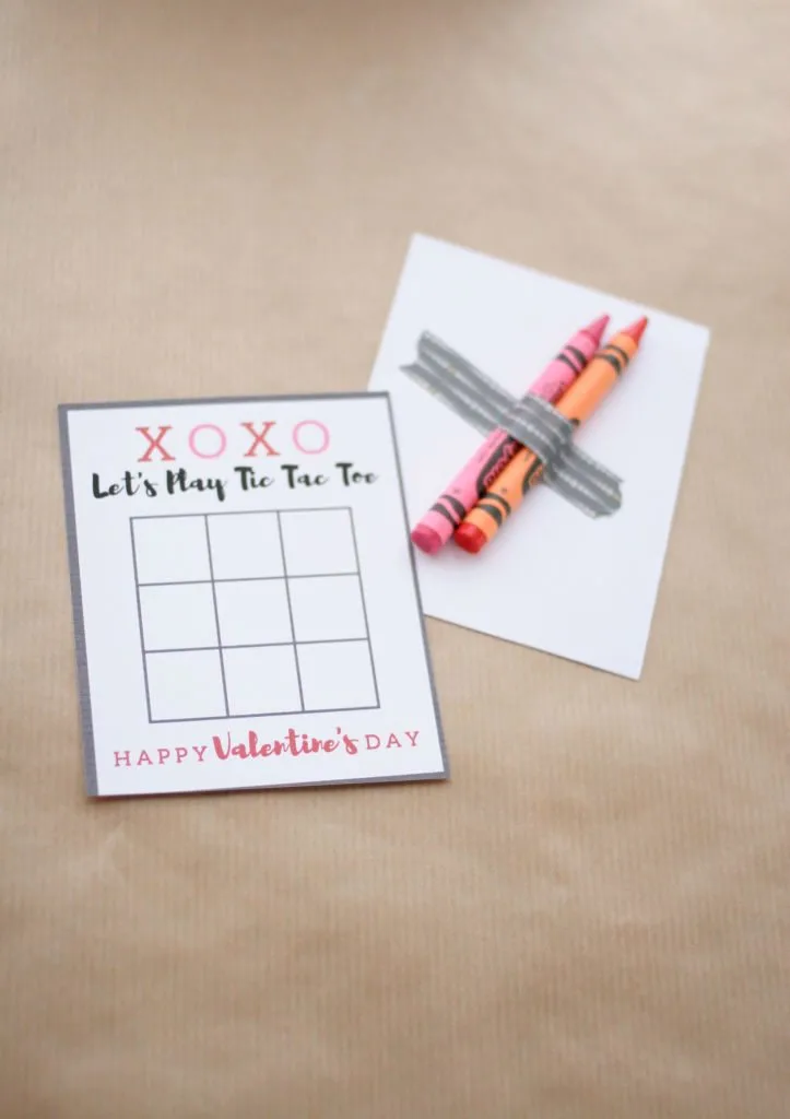 Tic Tac Toe Valentine Card with crayons