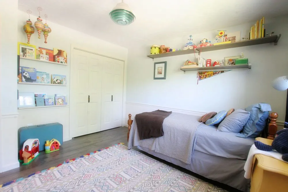 Kids Bedroom, Light & Bright Eclectic Home Tour by @CraftivityD