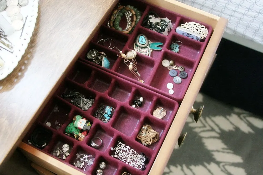 Small Nightstand Organization, Jewelry Storage Ideas