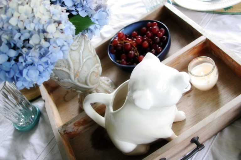 Farmhouse Style Summer Tablescape, Table Setting, Rustic, Simple, Casual, by @CraftivityD