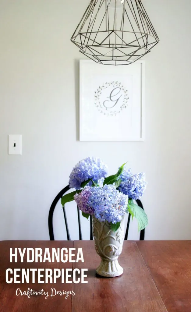 Hydrangea Centerpiece and a Free Printable, Hydrangea Art by @CraftivityD
