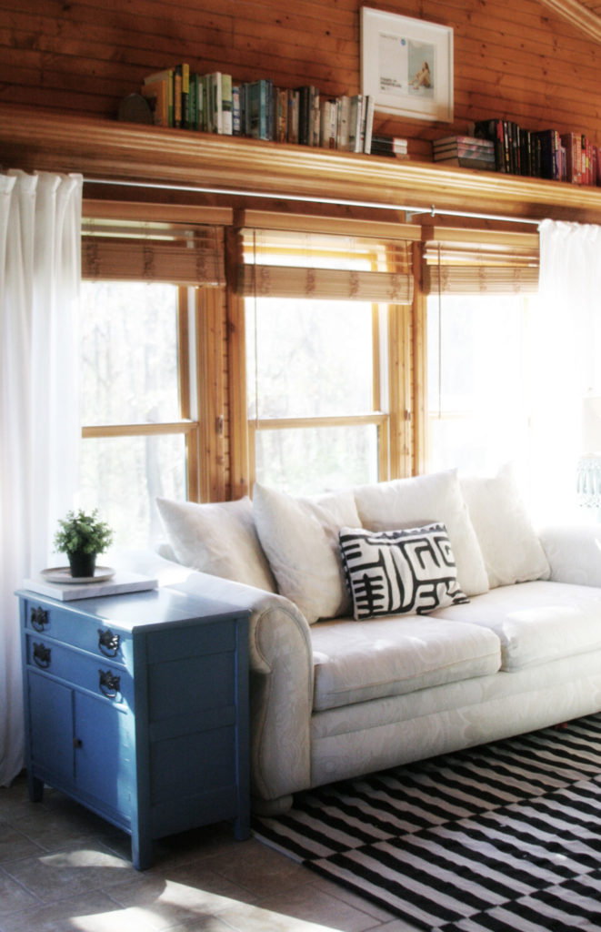 How to DIY Long Curtain Rods. Our sunroom is a large room, filled with windows. Purchasing curtain rods would have been much more expensive than this DIY solution. by @CraftivityD