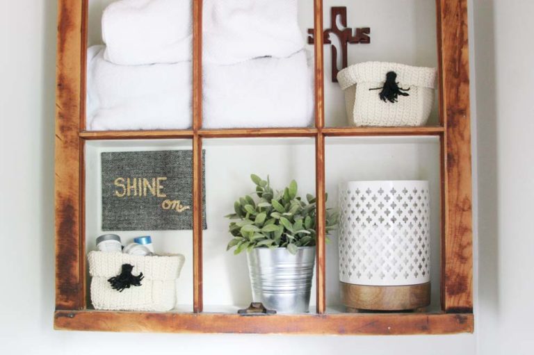 Easy Bathroom Organization Ideas for a quick and stylish refresh. @CraftivityD