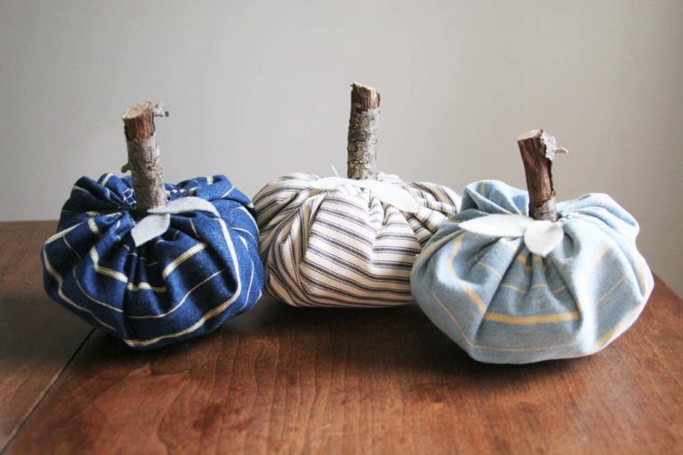 How to Make a Fabric Pumpkin from a Cloth Napkin