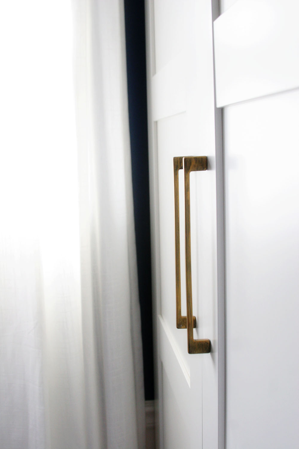 BIGBOBA 2 Pcs of Semicircular Shape Door Handle Cabinet Drawer Bow Pulls Handle Sliding Doors Door Handle for Kitchen Dresser Wardrobe
