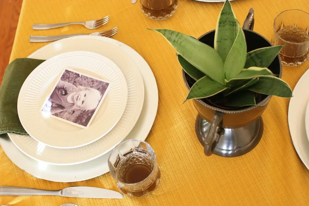 A Thanksgiving Table Setting with Family Photos, Thanksgiving Tablescape, Thanksgiving Table Decor Ideas by @CraftivityD