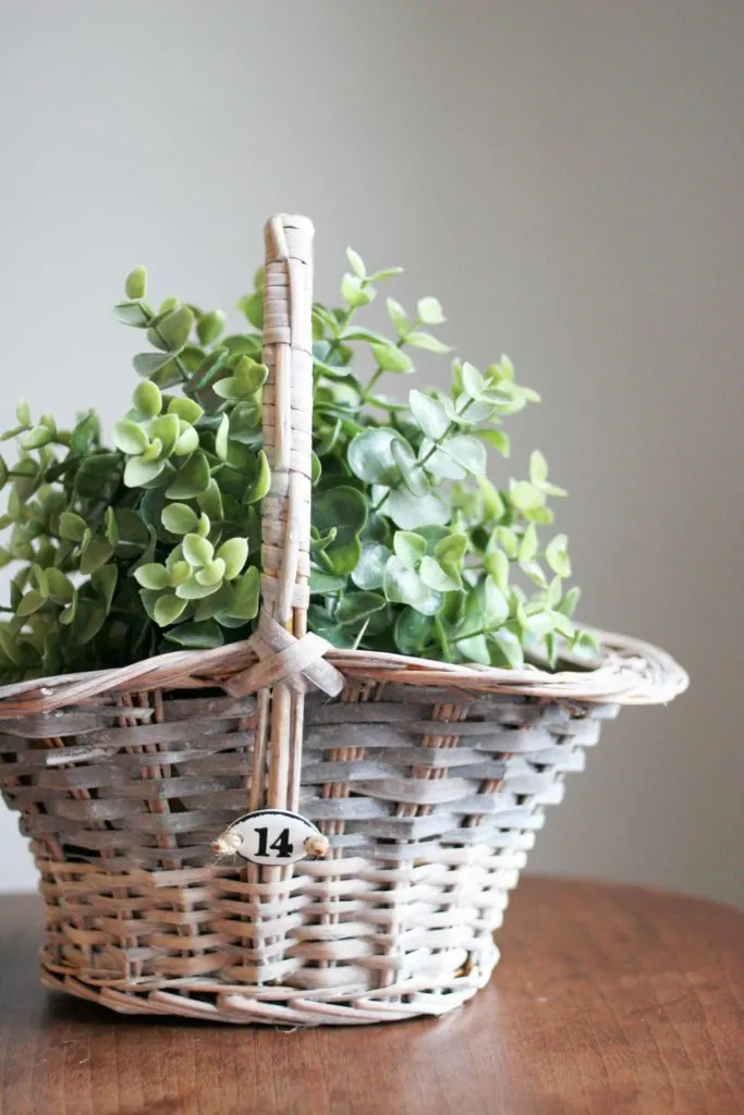 How to make a DIY Rustic Basket. Turn a basic basket into a farmhouse style basket. Thrift Store Upcycle monthly challenge. by @CraftivityD 