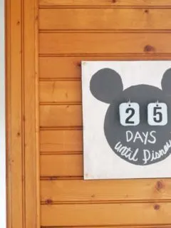 How to Make a Disney Countdown Calendar, Disney Trip, DIsney Vacation Countdown, Disney Ideas