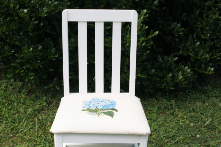 How to make a DIY Farmhouse Chair