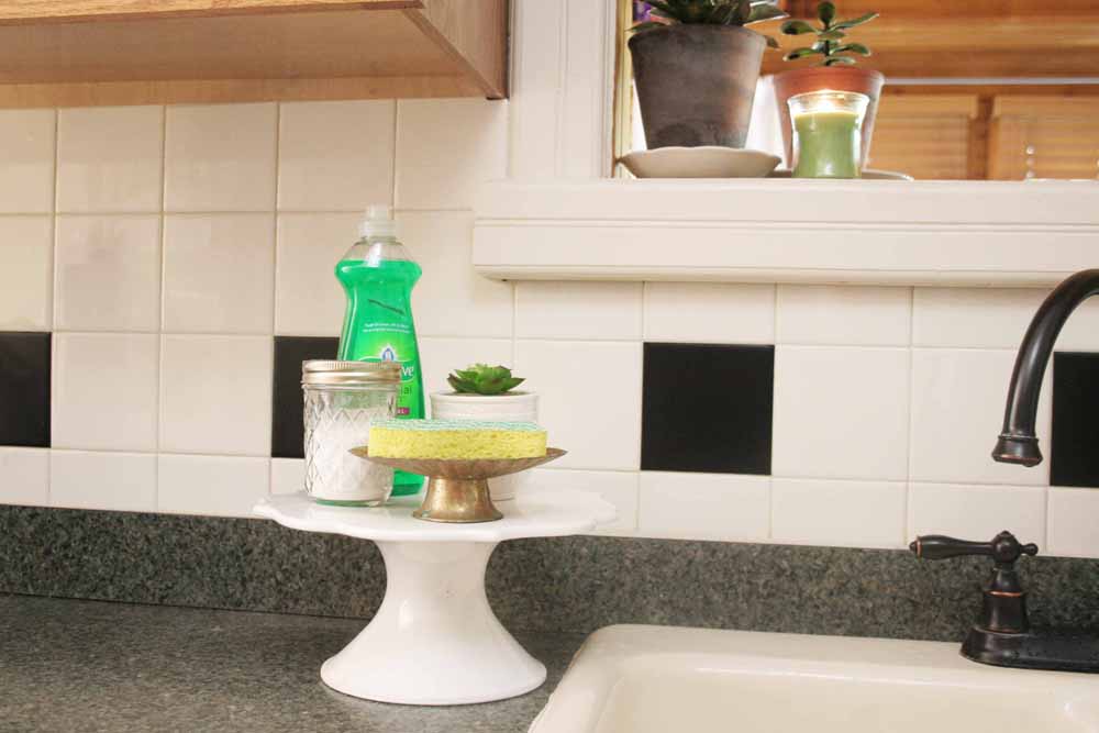 7 Simple Tips To Organize Your Kitchen Sink - Thistlewood Farm