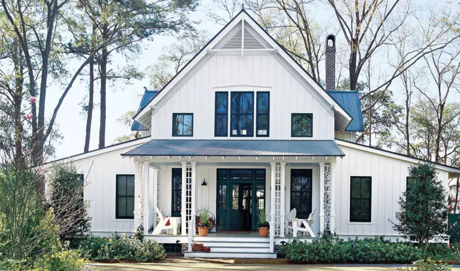 10 Stunning Home Exteriors with Board and Batten Siding 