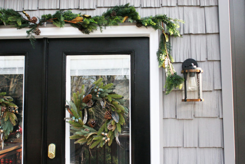 25 Incredibly Simple Christmas Decorations that are Timeless