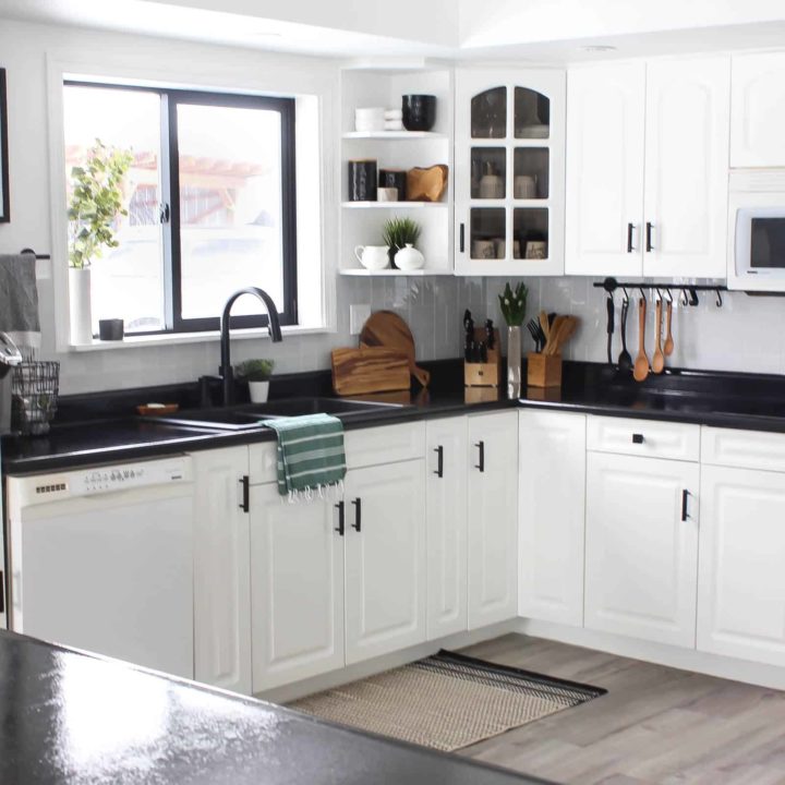 Black Kitchen Countertops, White Cabinets Black Countertops Gold Hardware