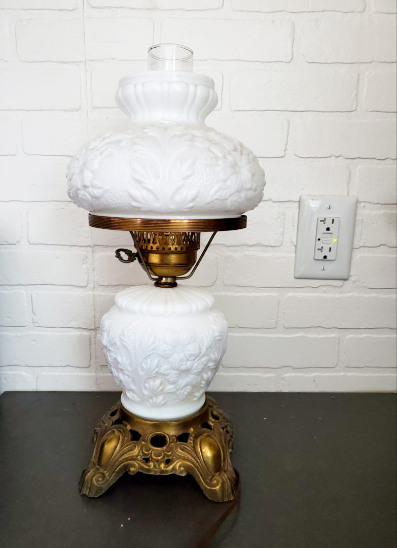 Milk Glass Lamp Makeover (with missing lampshade) Craftivity Designs