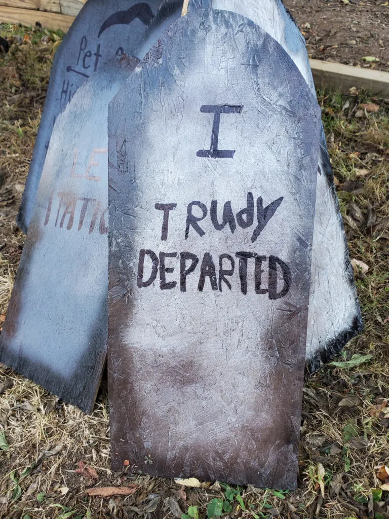 tombstone saying - i trudy departed