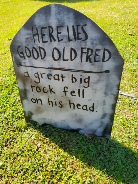 How To Make Diy Halloween Tombstones – Craftivity Designs