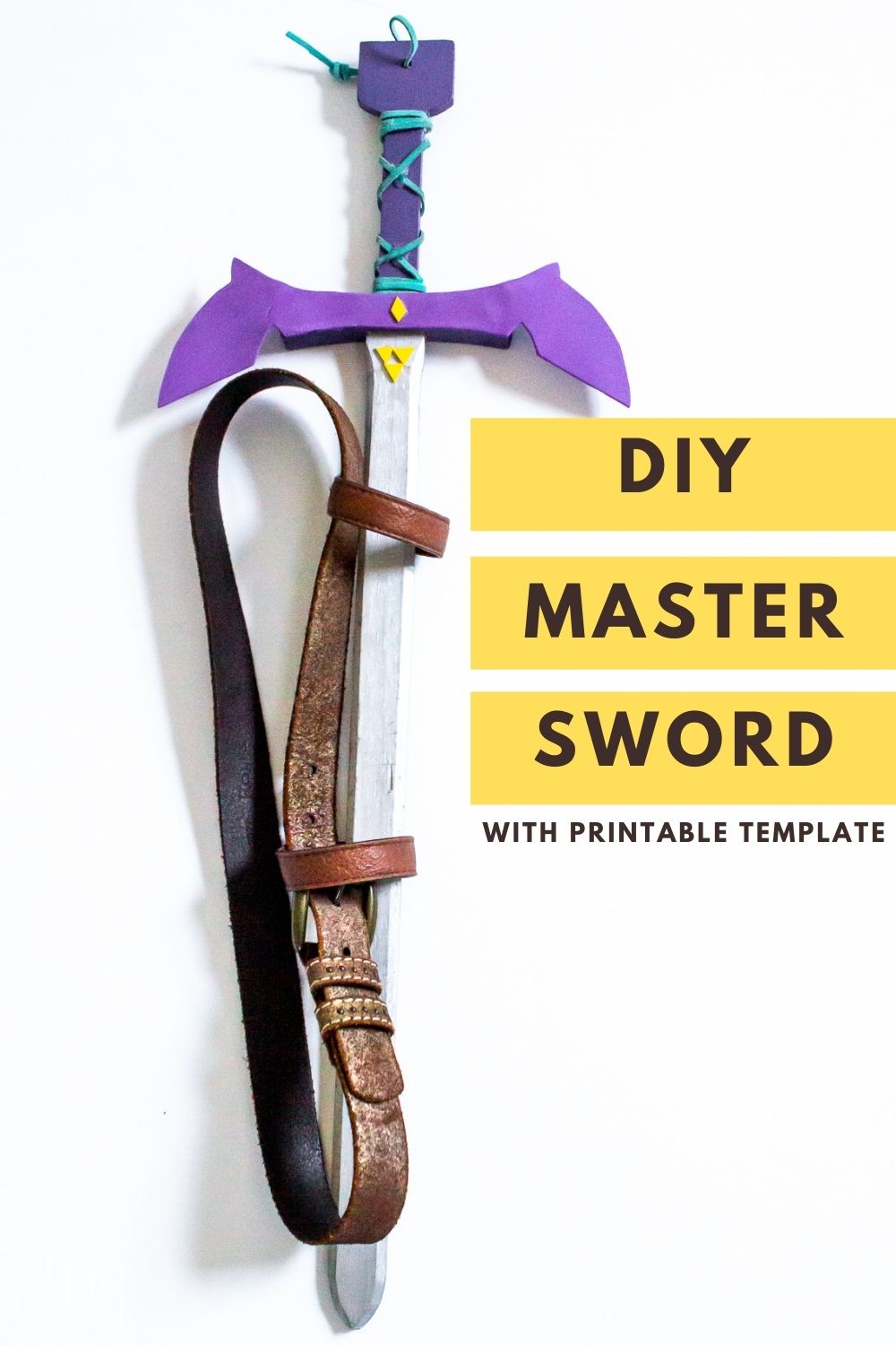 Legend of Zelda Link Cosplay with Hylian Shield + Master Sword DIY